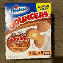 गैलरी व्यूवर में इमेज लोड करें, Hostess
