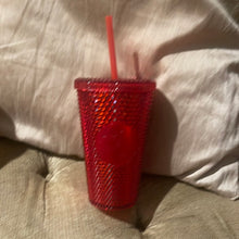 이미지를 갤러리 뷰어에 로드 , Starbucks Red Studded Tumbler 2023 Fall Winter Holiday Bling Portugal (16.9E or 16.95E)
