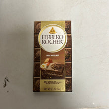 Cargar imagen en el visor de la galería, Ferrero Group - Milk Hazelnut Bars, 3.1oz
