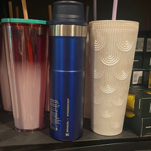 गैलरी व्यूवर में इमेज लोड करें, Starbucks Holiday 2022

