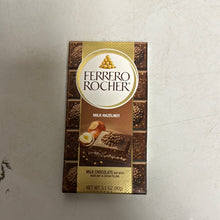 Cargar imagen en el visor de la galería, Ferrero Group - Milk Hazelnut Bars, 3.1oz
