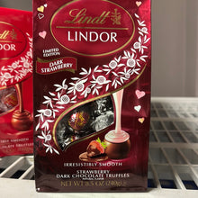 Load image into Gallery viewer, Lindt Lindor
