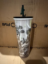 画像をギャラリービューアに読み込む, Starbucks Moon GITD Halloween Tumbler, 24oz
