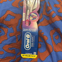 Load image into Gallery viewer, Oral-B
