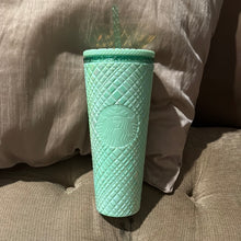 画像をギャラリービューアに読み込む, 2024 Starbucks
