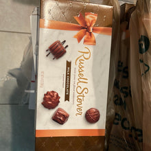Load image into Gallery viewer, Russell Stover
