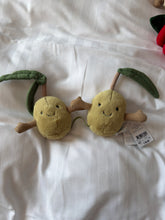 गैलरी व्यूवर में इमेज लोड करें, Jellycat - Amuseables Olives
