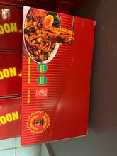 將圖片載入圖庫檢視器 FLYBYJING Chili Crisp Noodles - Sun-Dried, Wavy Asian Instant Noodles Tossed in Sichuan Chili Crisp Sauce - Ready in 6 Minutes - Vegan, High Protein, No MSG, 4.02 oz (Pack of 6)

