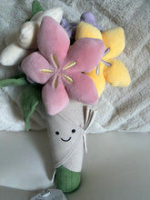 이미지를 갤러리 뷰어에 로드 , Jellycat Amusables Bouquet of Flowers
