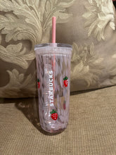 画像をギャラリービューアに読み込む, 2026 Starbucks Glass Strawberry
