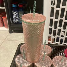 Cargar imagen en el visor de la galería, Starbucks 2023 Pink Pearl Jeweled Grande 24 oz Tumbler with Straw
