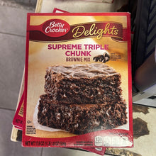 Load image into Gallery viewer, Betty Crocker
