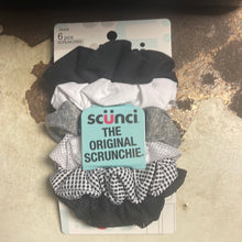 Load image into Gallery viewer, Scunci
