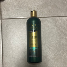 이미지를 갤러리 뷰어에 로드 , TRESemmé Cruelty-Free Pro Infusion Fluid Smooth Sulfate-Free Shampoo For Silky &amp; Supple Hair Infused With Natural Coconut Droplets + Plant-Based Salon Protein + Niacinimide 16.5oz
