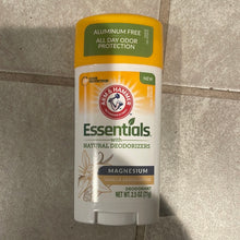 Load image into Gallery viewer, Arm &amp; Hammer
