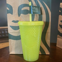 गैलरी व्यूवर में इमेज लोड करें, Starbucks 16 oz Studded Tumbler Double Wall Glow in the Dark Black Light UV Slime Green Cold Cup 2022
