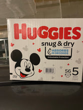 Cargar imagen en el visor de la galería, Huggies Snug and Dry Box
