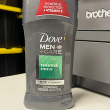 Cargar imagen en el visor de la galería, Dove Men + Care
