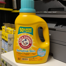 Load image into Gallery viewer, Arm &amp; Hammer

