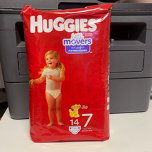 이미지를 갤러리 뷰어에 로드 , Huggies Little Movers
