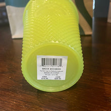 गैलरी व्यूवर में इमेज लोड करें, Starbucks 16 oz Studded Tumbler Double Wall Glow in the Dark Black Light UV Slime Green Cold Cup 2022
