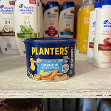 गैलरी व्यूवर में इमेज लोड करें, Planters Cashews Halves &amp; Pieces - Lightly Salted
