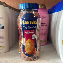 गैलरी व्यूवर में इमेज लोड करें, Planters Dry Roasted Sweet &amp; Spicy Peanuts
