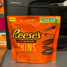 Load image into Gallery viewer, Hershey’s Miniatures Share Pack
