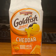 Load image into Gallery viewer, Goldfish Baked Snack Crackers - Cheddar
