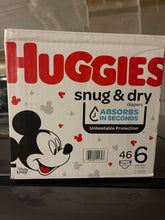 將圖片載入圖庫檢視器 Huggies Snug and Dry Box
