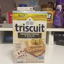गैलरी व्यूवर में इमेज लोड करें, Triscuit - Cracked Pepper &amp; Olive Oil
