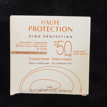 將圖片載入圖庫檢視器 Haute
