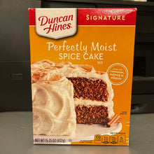 Load image into Gallery viewer, Duncan Hines Cake Mix
