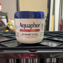 Load image into Gallery viewer, Aquaphor
