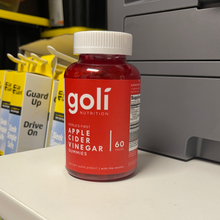 이미지를 갤러리 뷰어에 로드 , Goli Nutrition
