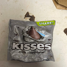 Load image into Gallery viewer, Hersheys
