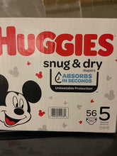 Cargar imagen en el visor de la galería, Huggies Snug and Dry Box
