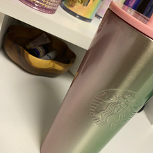 將圖片載入圖庫檢視器 Starbucks 2020 Holiday Starbucks Stainless Steel Tumbler 16oz Green Gold Pink Pearl Fade with Straw
