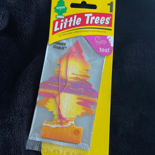 이미지를 갤러리 뷰어에 로드 , Little Trees
