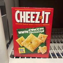 이미지를 갤러리 뷰어에 로드 , Cheez It
