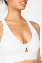 画像をギャラリービューアに読み込む, Fabletics
