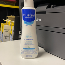 画像をギャラリービューアに読み込む, Mustela
