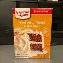 Load image into Gallery viewer, Duncan Hines Cake Mix
