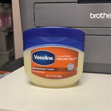 Load image into Gallery viewer, Vaseline

