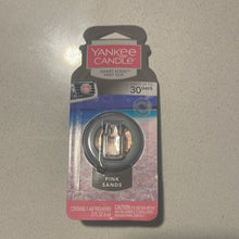 Load image into Gallery viewer, Yankee Candle
