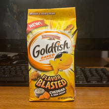Load image into Gallery viewer, Goldfish Baked Snack Crackers - Flavor Blasted Cheddar &amp; Sour Cream

