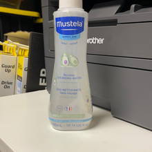 画像をギャラリービューアに読み込む, Mustela
