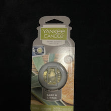 Load image into Gallery viewer, Yankee Candle
