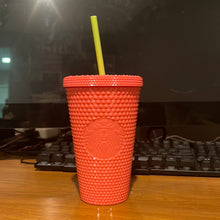 गैलरी व्यूवर में इमेज लोड करें, Starbucks Dragonfruit Studded Tumbler Summer 2022 Grande 16 oz
