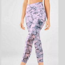 Load image into Gallery viewer, Fabletics
